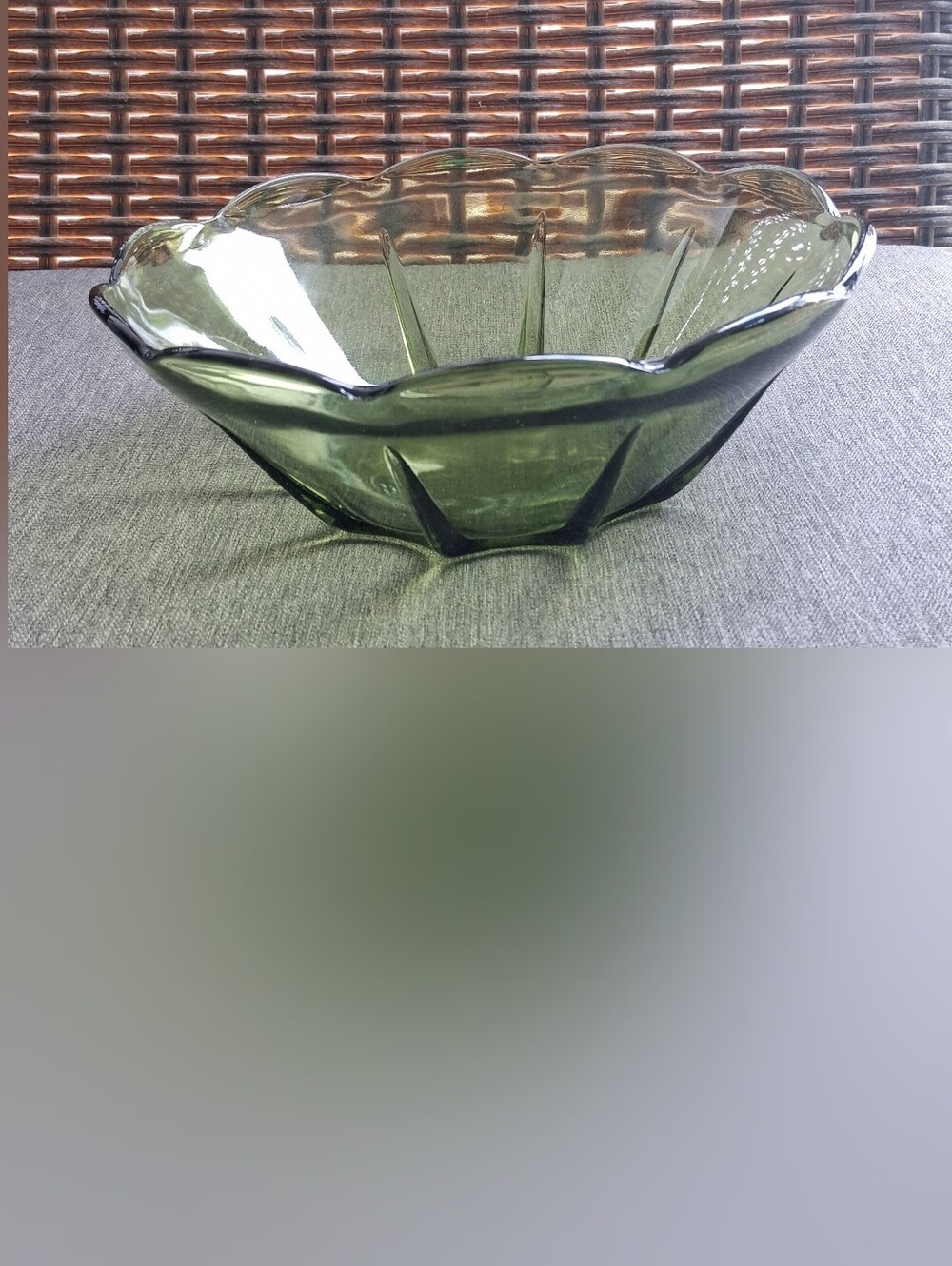Vintage Anchor Hocking Swedish Modern Avocado Green Large Scallop Dessert Bowl